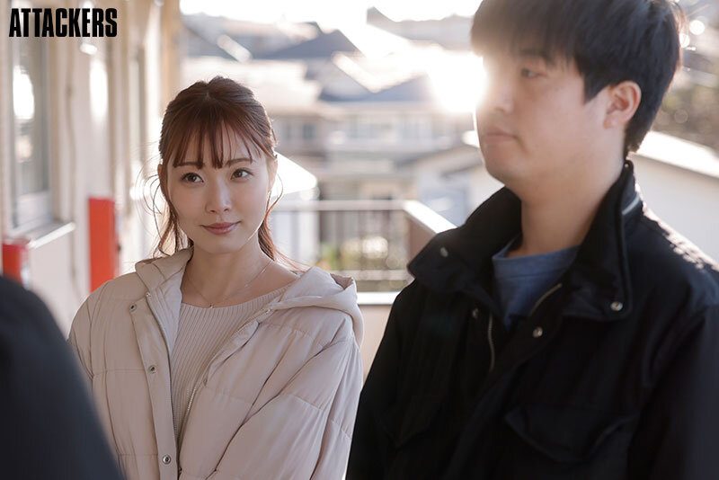 ADN-603 Gạ chịch em hàng xóm dâm đãng khi chồng đi vắng