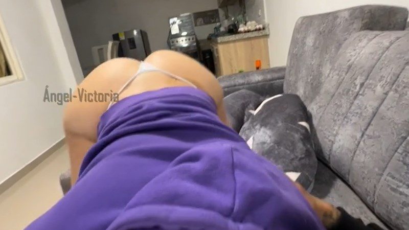 Em kế gạ anh trai làm nháy tàu nhanh không bao