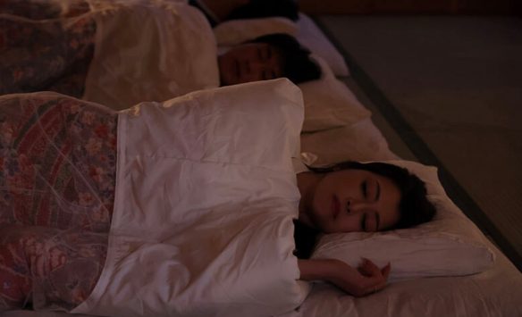 JUQ-851 Ghé nhà thằng bạn vô tình chén luôn mẹ của nó