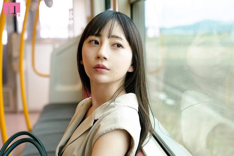 MIDV-416 Chuyện tình đẹp khi gặp lại cô bạn thân ở quê