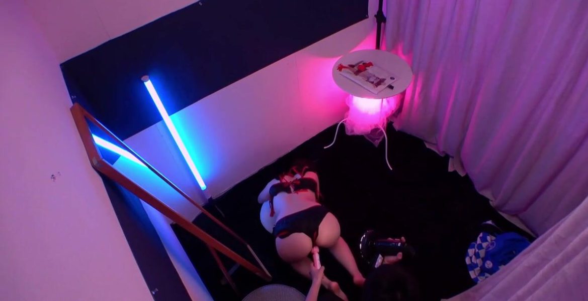 MIUM-1237 Bí mật khó đỡ trong phòng thay đồ