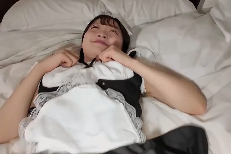 MUSUME-010826 Bí mật táo bạo sau bộ váy đồng phục