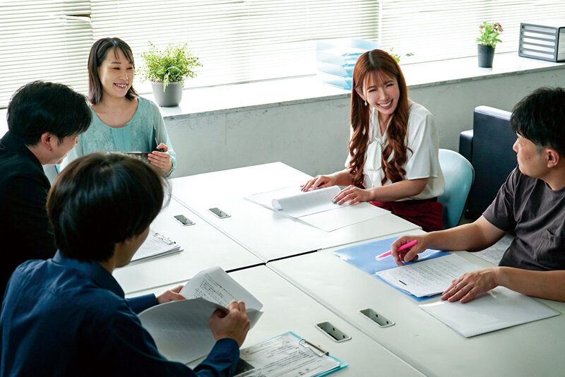 NGOD-304 Màn vụng trộm đầy trụy lạc ngay tại buổi họp phụ huynh