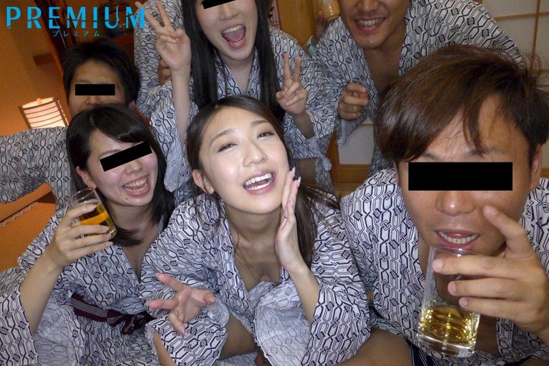 PRED-009 Chồng ở nhà nội trợ bị vợ cắm sừng khi đi du lịch