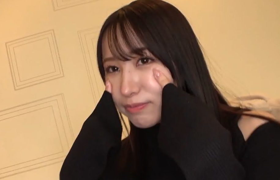 SIRO-5256 Em gái làm ở tiệm bánh ngọt tê người khi được thủ dâm