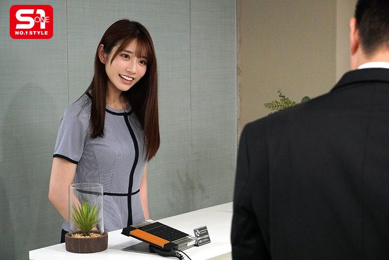 SONE-543 Chơi bạn gái xinh đẹp của sếp để trả thù