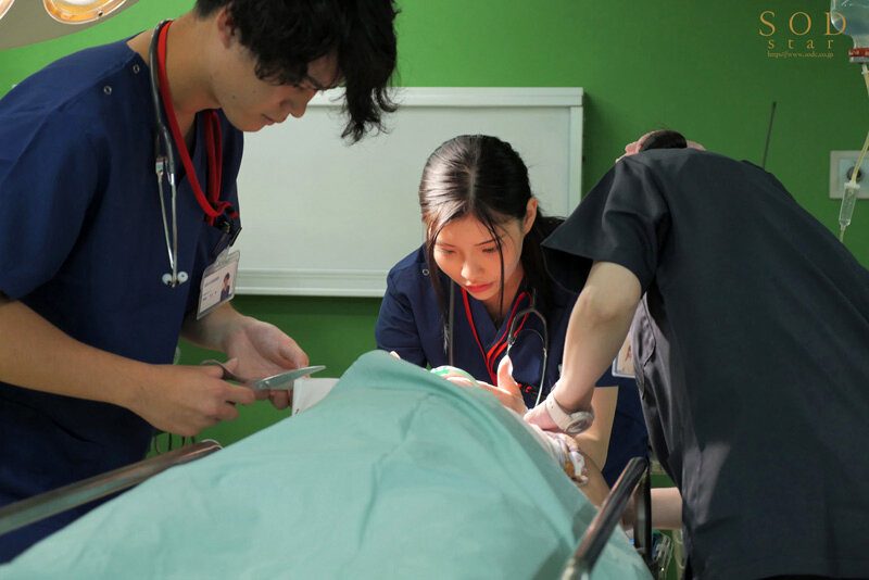 STARS-964 Tên bệnh nhân cưỡng hiếp nữ bác sĩ