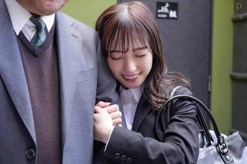 START-039 Bị cô cấp dưới xinh đẹp gạ chịch trong chuyến công tác